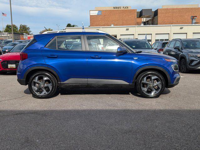 2024 Hyundai Venue Limited 2024 Hyundai Venue Limited