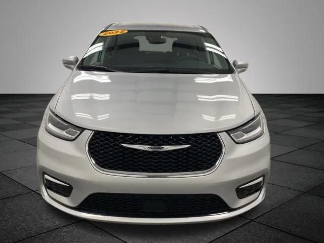 2022 Chrysler Pacifica Hybrid Touring L