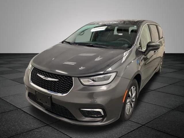 2022 Chrysler Pacifica Hybrid Touring L 2022 Chrysler Pacifica Hybrid Touring L