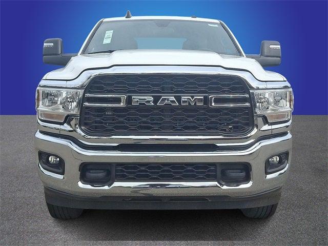 2023 RAM 3500 Tradesman Crew Cab 4x4 8 Box