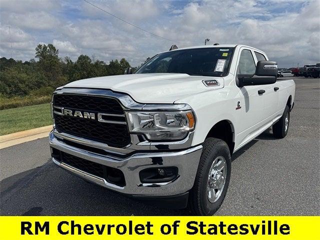 2023 RAM 3500 Tradesman Crew Cab 4x4 8 Box 2023 RAM 3500 Tradesman Crew Cab 4x4 8 Box