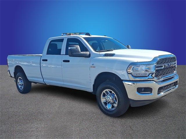 2023 RAM 3500 Tradesman Crew Cab 4x4 8 Box 2023 RAM 3500 Tradesman Crew Cab 4x4 8 Box