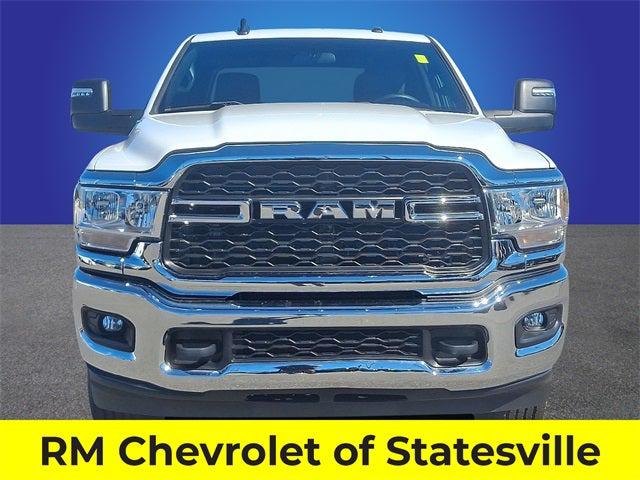 2023 RAM 3500 Tradesman Crew Cab 4x4 8 Box 2023 RAM 3500 Tradesman Crew Cab 4x4 8 Box