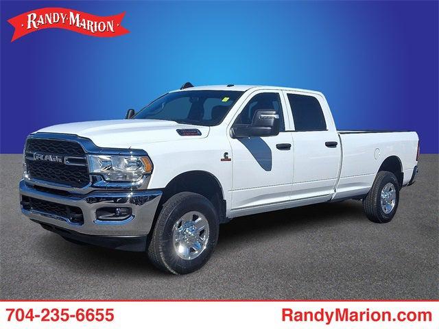 2023 RAM 3500 Tradesman Crew Cab 4x4 8 Box 2023 RAM 3500 Tradesman Crew Cab 4x4 8 Box