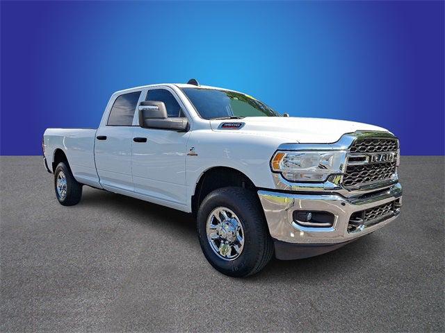 2023 RAM 3500 Tradesman Crew Cab 4x4 8 Box 2023 RAM 3500 Tradesman Crew Cab 4x4 8 Box