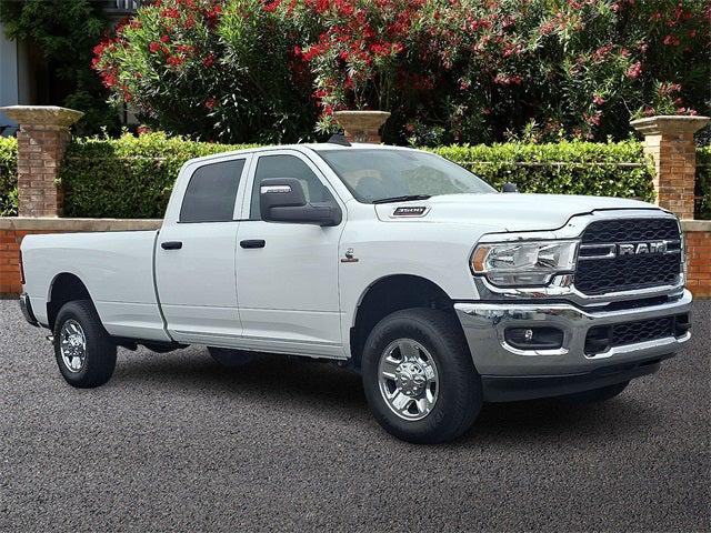 2023 RAM 3500 Tradesman Crew Cab 4x4 8 Box 2023 RAM 3500 Tradesman Crew Cab 4x4 8 Box