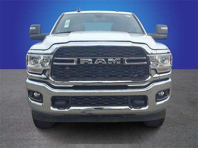 2023 RAM 3500 Tradesman Crew Cab 4x4 8 Box