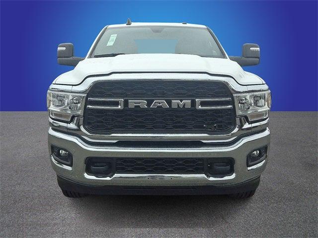 2023 RAM 3500 Tradesman Crew Cab 4x4 8 Box