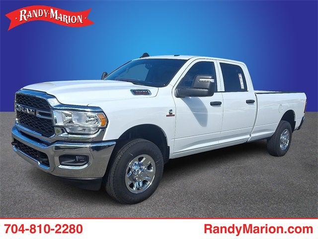 2023 RAM 3500 Tradesman Crew Cab 4x4 8 Box