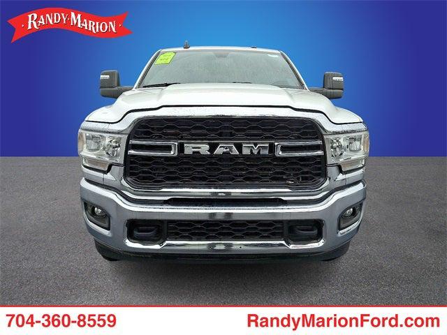 2023 RAM 3500 Tradesman Crew Cab 4x4 8 Box