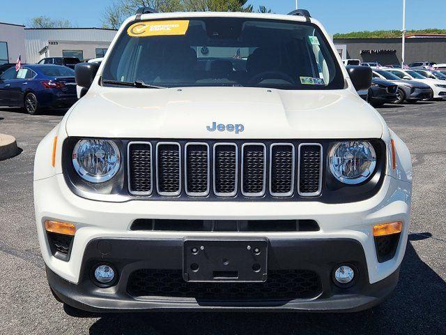 2022 Jeep Renegade Latitude 4x4 2022 Jeep Renegade Latitude 4x4
