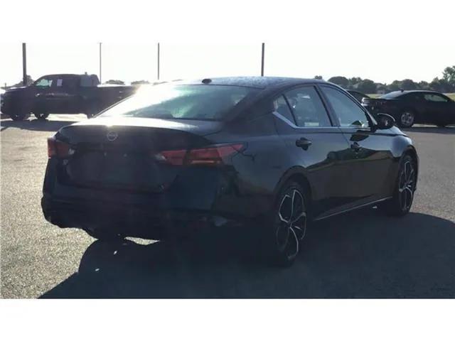 2024 Nissan Altima SR FWD