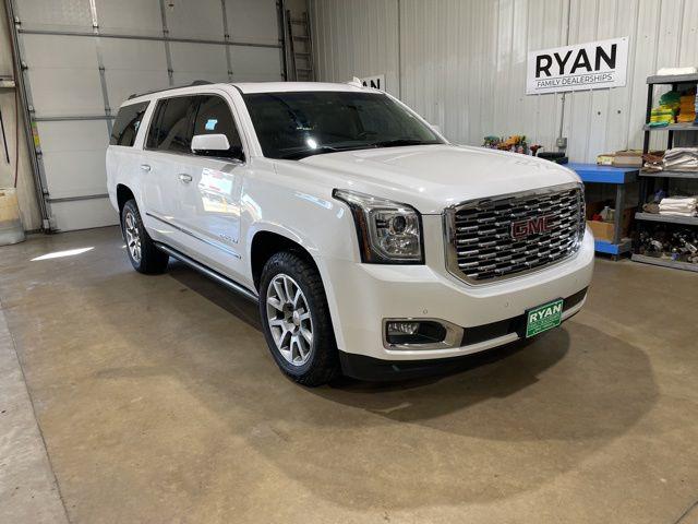 2020 GMC Yukon XL 4WD Denali 2020 GMC Yukon XL 4WD Denali