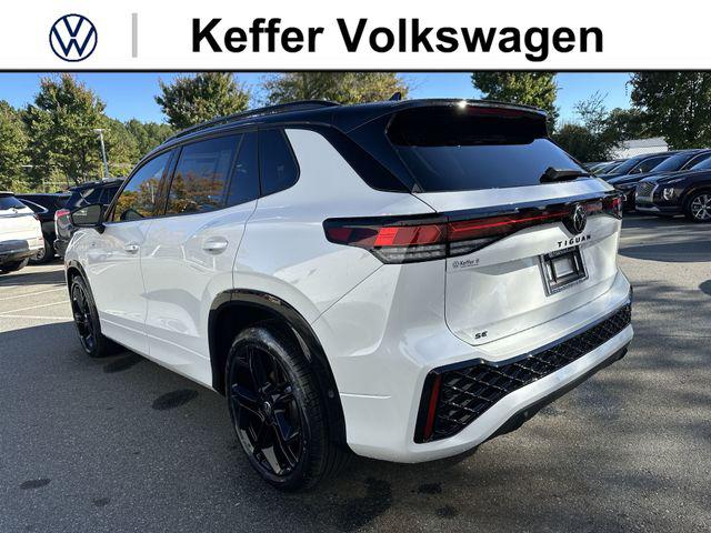 2026 Volkswagen Tiguan SE R-Line Black