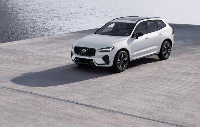 2026 Volvo XC60 B5 Plus