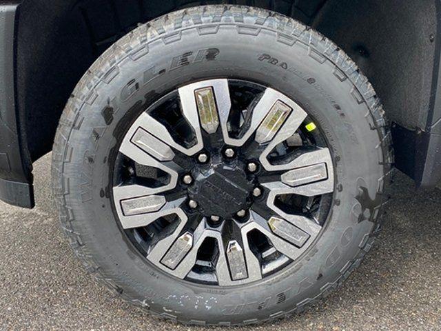 2026 GMC Sierra 2500HD Denali
