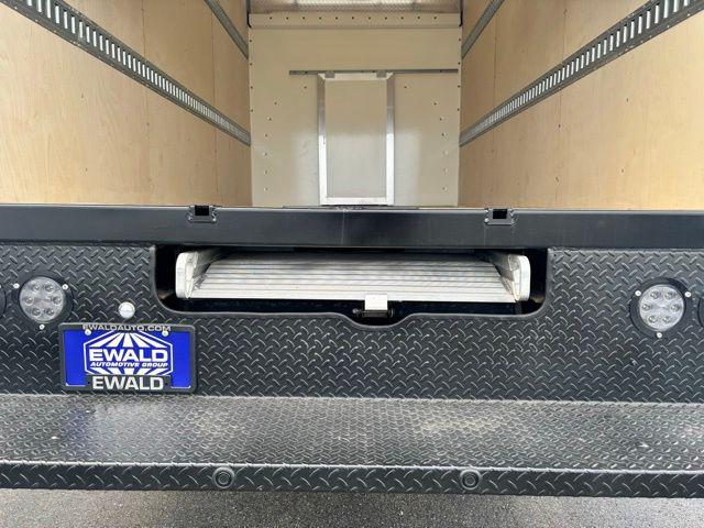 2025 GMC Savana Cutaway Work Van
