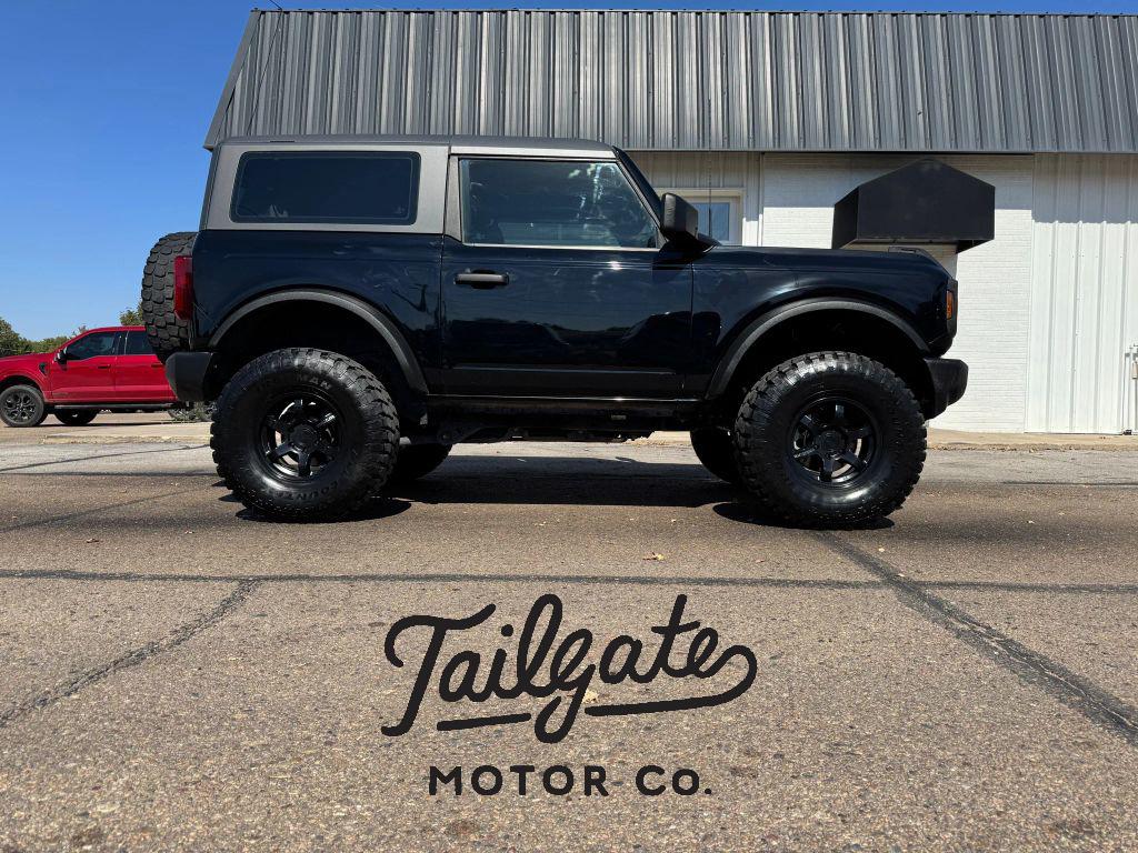 2022 Ford Bronco 2-Door Base's photo