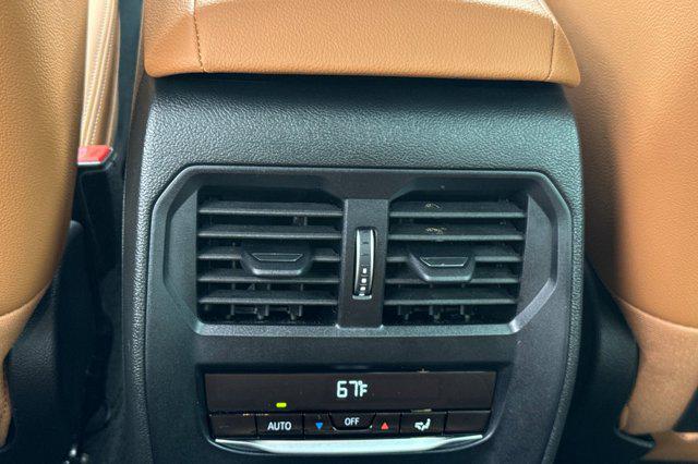 2025 BMW 3 Series 330i Sedan