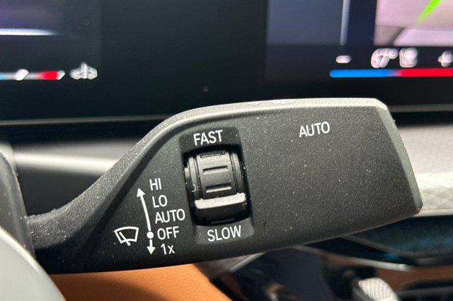 2025 BMW 3 Series 330i Sedan