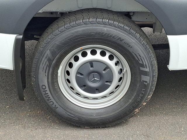 2026 Mercedes-Benz Sprinter Cargo Van 2500 Standard Roof I4 Diesel HO 144" RWD