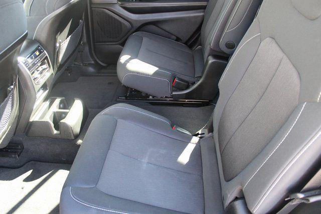 2023 Jeep Grand Cherokee L Laredo 4x4