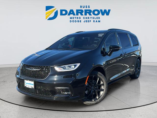 2026 Chrysler Pacifica Limited for sale in Milwaukee, WI