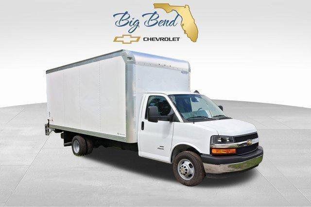 2025 Chevrolet Express Cutaway 4500 Van for sale in Chiefland, FL