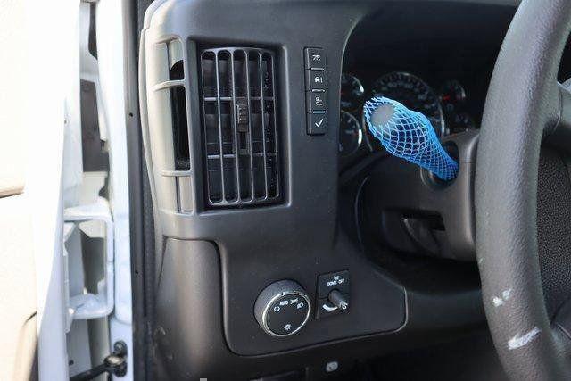 2025 Chevrolet Express Cutaway 4500 Van