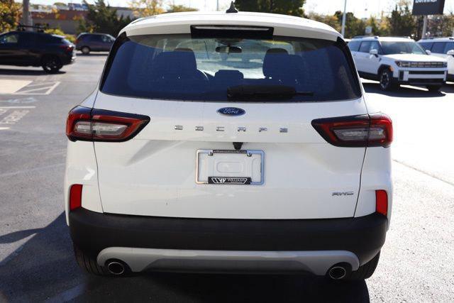 2023 Ford Escape Base