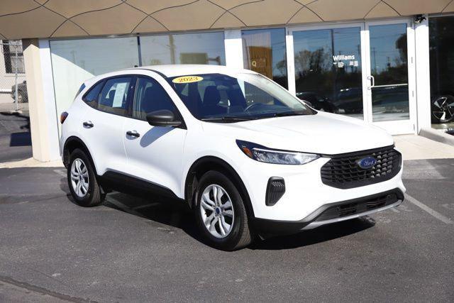 2023 Ford Escape Base for sale in LANSING, MI