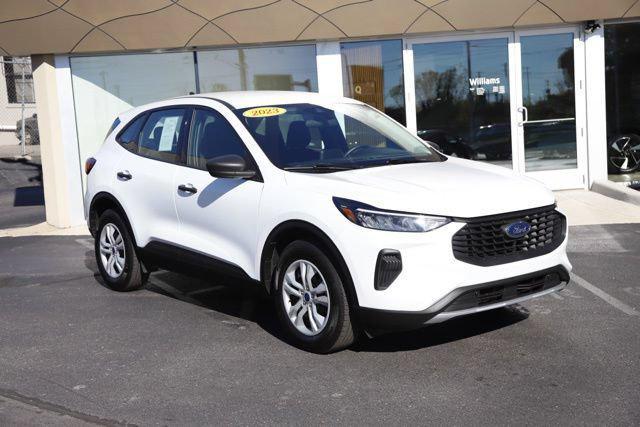 2023 Ford Escape Base for sale in LANSING, MI