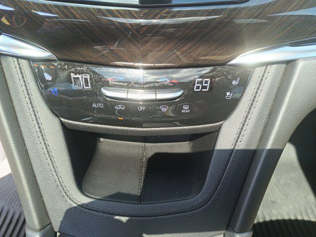 2023 Cadillac XT6 AWD Premium Luxury