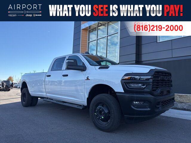 2026 RAM Ram 3500 RAM 3500 TRADESMAN CREW CAB 4X4 8 BOX
