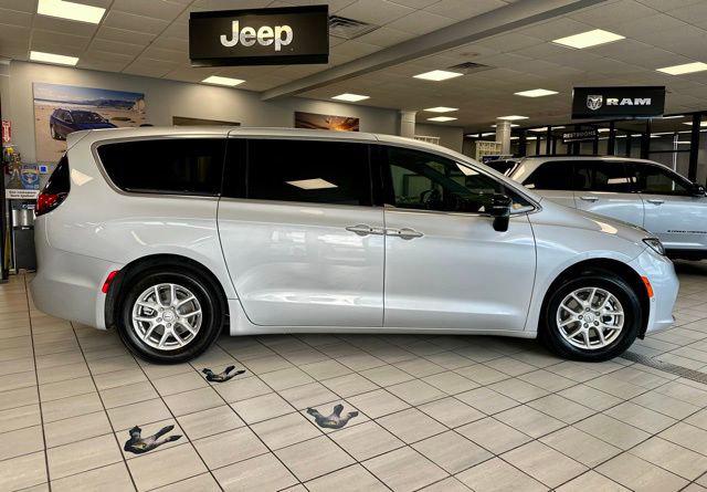 2026 Chrysler Pacifica PACIFICA SELECT 2026 Chrysler Pacifica PACIFICA SELECT