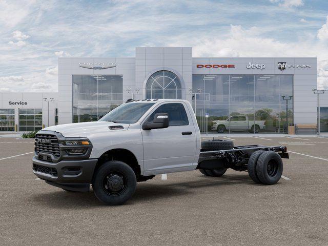 2026 RAM Ram 3500 Chassis Cab RAM 3500 TRADESMAN CHASSIS REGULAR CAB 4X4 84 CA