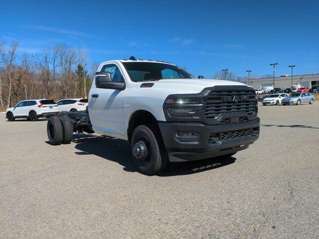 2026 RAM Ram 3500 Chassis Cab RAM 3500 TRADESMAN CHASSIS REGULAR CAB 4X4 84 CA 2026 RAM Ram 3500 Chassis Cab RAM 3500 TRADESMAN CHASSIS REGULAR CAB 4X4 84 CA