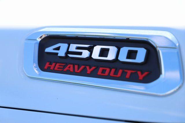 2026 RAM Ram 4500 Chassis Cab RAM 4500 TRADESMAN CHASSIS CREW CAB 4X4 60 CA