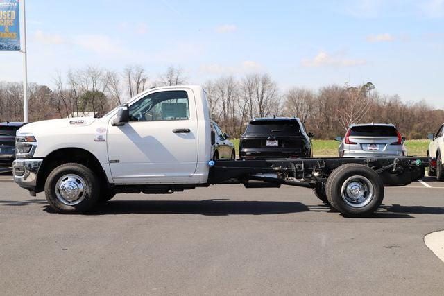 2026 RAM Ram 3500 Chassis Cab RAM 3500 TRADESMAN CHASSIS REGULAR CAB 4X4 84 CA