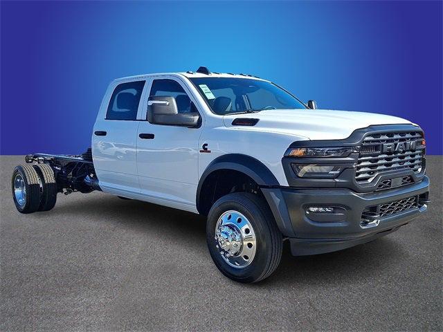 2026 RAM Ram 5500 Chassis Cab RAM 5500 TRADESMAN CHASSIS CREW CAB 4X4 84 CA