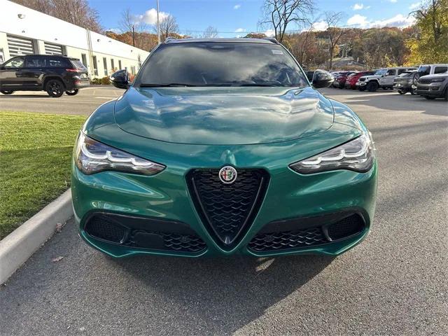2025 Alfa Romeo Stelvio STELVIO INTENSA AWD 2025 Alfa Romeo Stelvio STELVIO INTENSA AWD