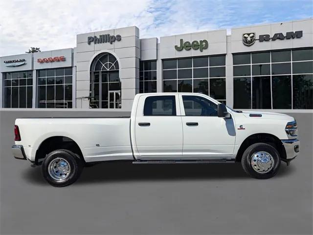 2026 RAM Ram 3500 RAM 3500 TRADESMAN CREW CAB 4X4 8 BOX 2026 RAM Ram 3500 RAM 3500 TRADESMAN CREW CAB 4X4 8 BOX