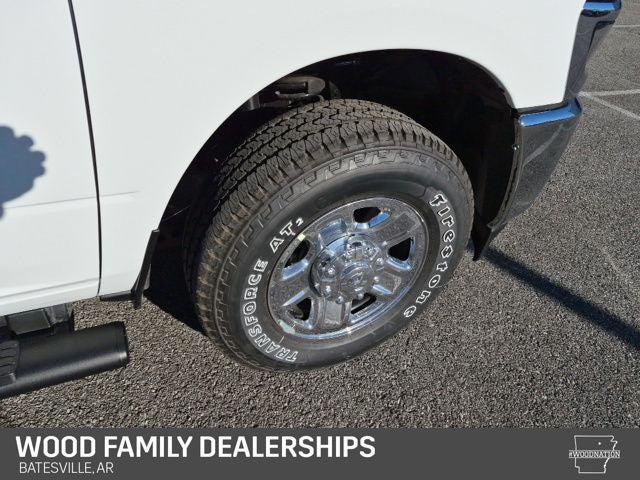 2026 Ram 2500 Tradesman Crew Cab 4x2 6'4" Box