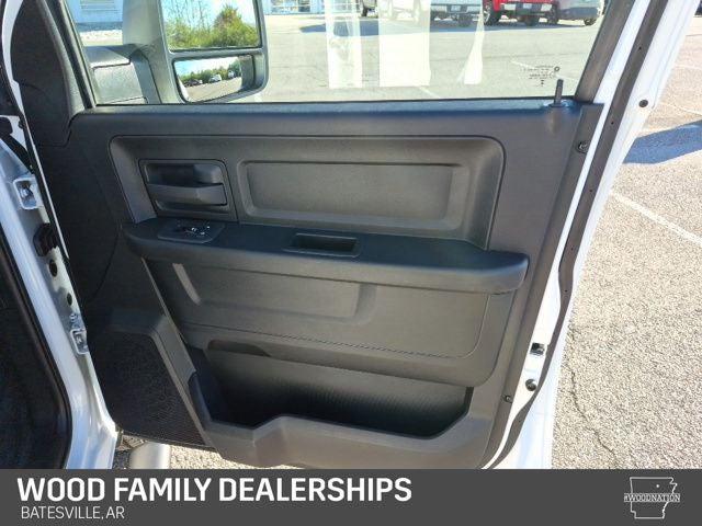 2026 Ram 2500 Tradesman Crew Cab 4x2 6'4" Box