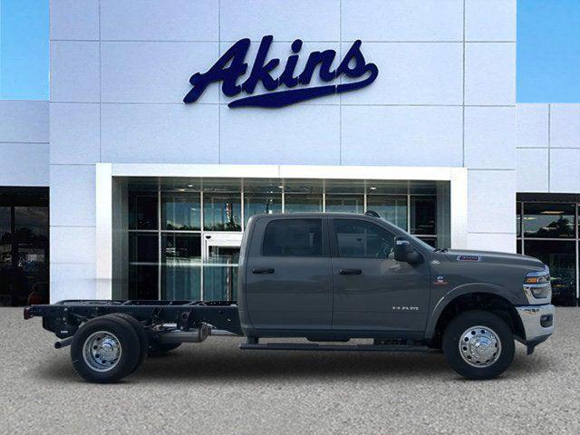 2026 RAM Ram 3500 Chassis Cab RAM 3500 BIG HORN CREW CAB CHASSIS 4X4 60 CA