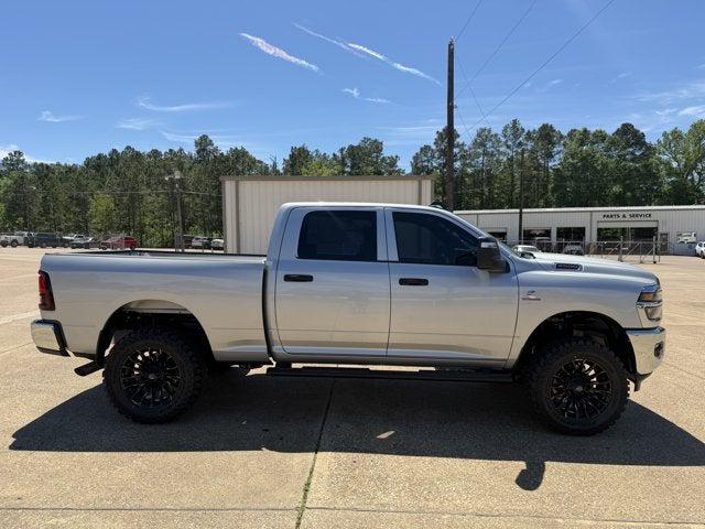 2026 RAM Ram 2500 RAM 2500 TRADESMAN CREW CAB 4X4 64 BOX 2026 RAM Ram 2500 RAM 2500 TRADESMAN CREW CAB 4X4 64 BOX