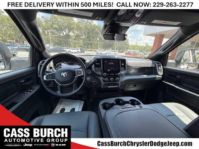 2026 Ram 3500 Chassis Cab Tradesman/Big Horn