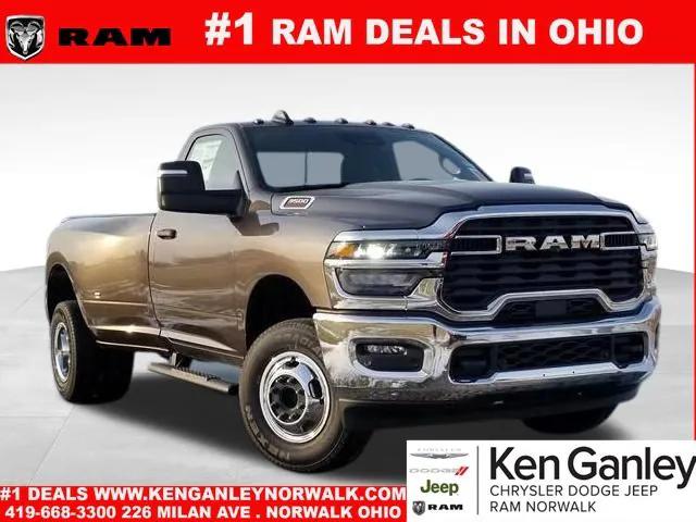 2026 RAM Ram 3500 RAM 3500 TRADESMAN REGULAR CAB 4X4 8 BOX