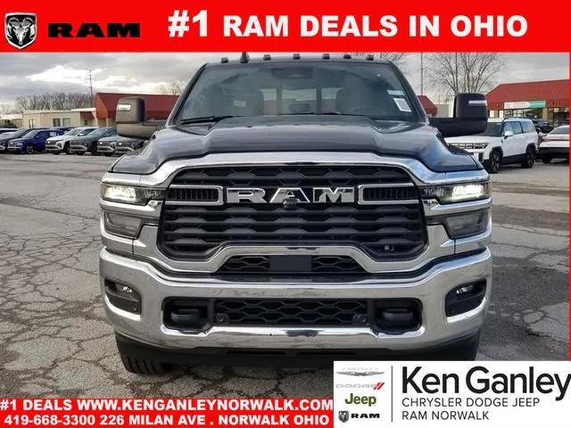2026 RAM Ram 2500 RAM 2500 TRADESMAN CREW CAB 4X4 64 BOX