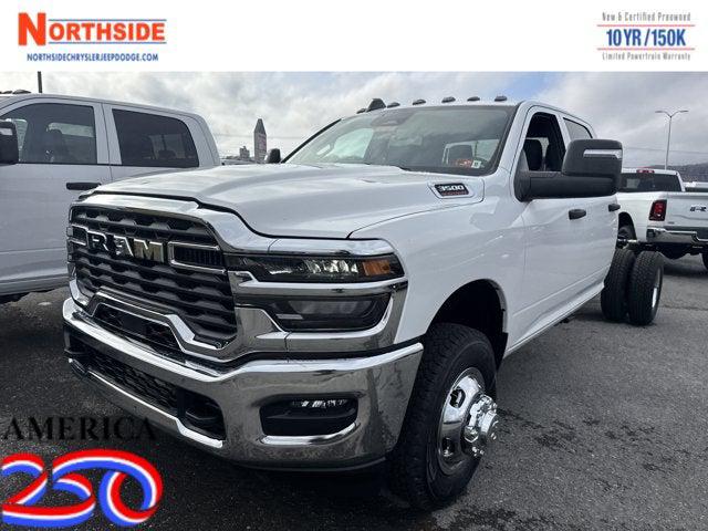 2026 RAM 3500 Chassis RAM 3500 TRADESMAN CREW CAB CHASSIS 4X4 60 CA 2026 RAM 3500 Chassis RAM 3500 TRADESMAN CREW CAB CHASSIS 4X4 60 CA